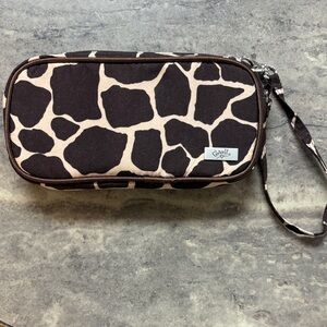 Glovet Giraffe Print Wristlet EUC